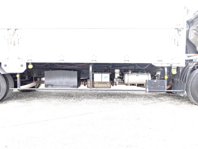 ファイター ２３７番　クラッチ一式交換済（約５７万ｋｍ時）　荷台床鉄板張り　跳上パワーゲート１ｔ　ワイド　アルミウイングアルミウィング　左電動格納ミラー　バックカメラ　集中ドアロック有り　車検証サイズ８４３×２５０高３３８　荷台内寸６２２×２４０高２３０（13枚目）