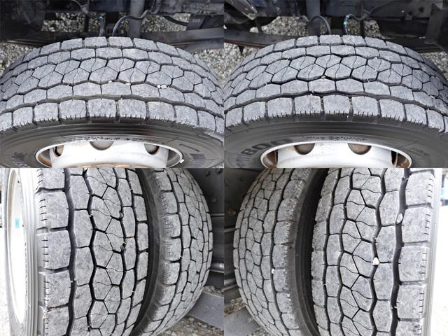 ヒノレンジャー ２９８番　後輪エアサス　増トン　積載６．８ｔ　格納パワーゲート１ｔ　ワイド　－３０度　低温　冷蔵冷凍　左電動格納ミラー　バックカメラ　集中ドアロック有り　車検証サイズ９００×２４９高３２５　荷台内寸６８５×２３２高２００（12枚目）