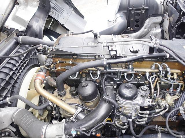 スーパーグレート ３８４番　積載１３．８ｔ　大型　アルミウイングアルミウィング　７桁メーター　車検証走行距離最大値９７６６００ｋｍＲ５年１２月後輪エアサス　ベット　ＥＴＣ　キーレス　左電動格納ミラー　バックカメラ　車検証サイズ１１９９×２４９高３７９荷台内寸９６５×２４１高２６５（10枚目）