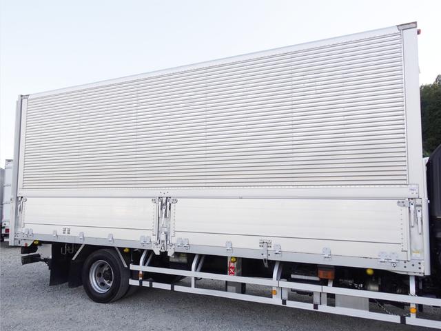 ヒノレンジャー ３１７番　増トン　積載７．３ｔ　跳上パワーゲート１ｔ　ワイド　アルミウイングアルミウィング　ＥＴＣ　左電動格納ミラー　バックカメラ　集中ドアロック有り　ベット　車検証サイズ９０２×２４９高３７１　荷台内寸６５４×２４１高２４９（5枚目）