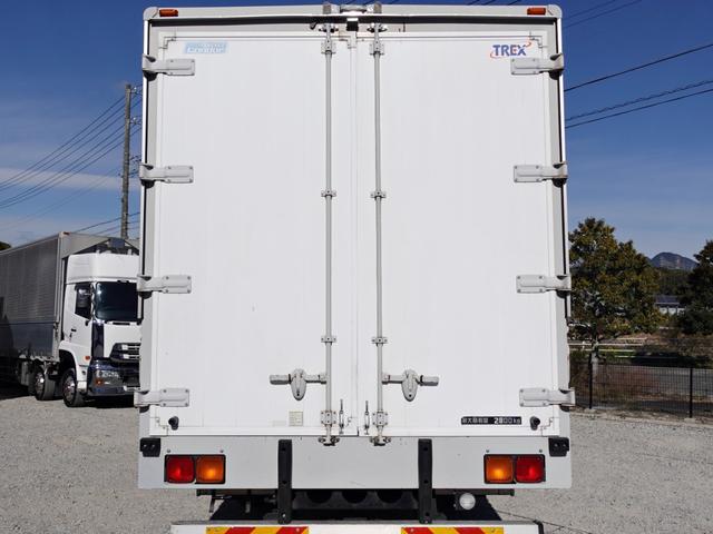 コンドル ３１９番　後輪エアサス　ベット　積載２．８ｔ　ワイド　アルミウイングアルミウィング　ＥＴＣ　左電動格納ミラー　バックカメラ　集中ドアロック有り　車検証サイズ８６２×２４９高３５３　荷台内寸６２２×２４０高２４１（7枚目）