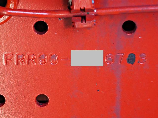 フォワード 　２８８番　－３０度低温冷蔵冷凍機付き　アルミウイングアルミウィング　積載２．２ｔ　キーレス　左電動格納ミラー　バックカメラ　車検証サイズ８６６×２３２高３２７　荷台内寸６３７×２２３高２０５（15枚目）