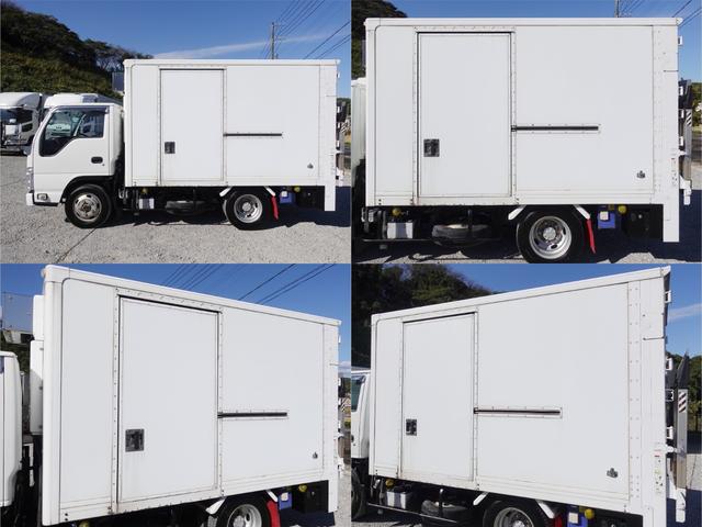 エルフトラック ３９０番　４ＷＤ　標準キャブ　ショート　スタンバイ　冷蔵冷凍　－５度　垂直パワーゲート６００ｋｇ　積載１０５０ｋｇ　総重量４４７５ｋｇ　キーレス　荷台床ステンレス張り　車検証サイズ４９５×１８８高２６６　荷台内寸３０８×１７３高１７１（8枚目）