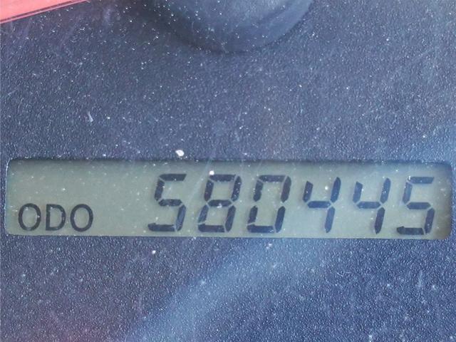 ヒノレンジャー ３６３番　後輪エアサス　積載２４５０ｋｇ　跳上パワーゲート１ｔ　ワイド　アルミウイングアルミウィング　左電動格納ミラー　集中ドアロック有り　ベット　車検証サイズ８７５×２４９高３５２　荷台内寸６２７×２４１高２４０（25枚目）