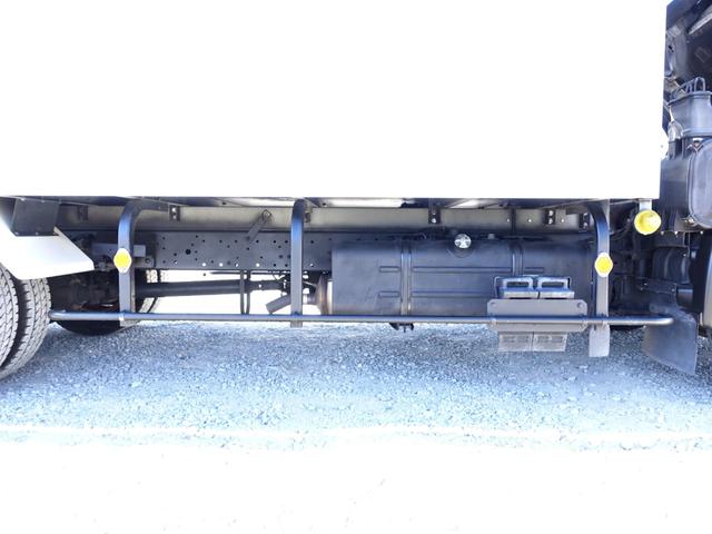 デュトロ 393番 格納パワーゲート1t -30度 低温 冷蔵冷凍 ワイドロング 積載2t 総重量5905kg ETC 左右電動格納ミラー 左右電動角度調整ミラー バックカメラ 車検証サイズ639×221高292 荷台内寸436×201高186(15枚目)