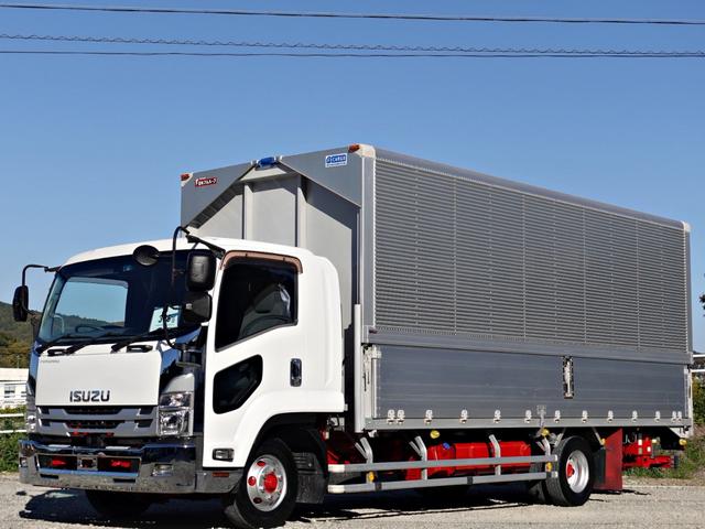 フォワード ３９６番　跳上パワーゲート１ｔ　積載２．５ｔ　ワイド　アルミウイングアルミウィング　ＥＴＣ　キーレス　左電動格納ミラー　バックカメラ　ベット　車検証サイズ８７３×２４９高３５１　荷台内寸６２５×２４１高２３９（4枚目）