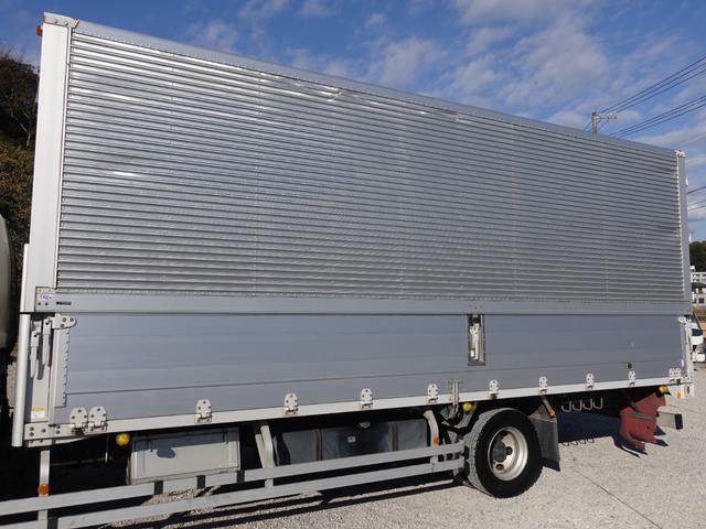 フォワード 492番 クラッチ交換済(37.6万km時) ワイド アルミウイングアルミウィング 積載2950kg キーレス 左電動格納ミラー バックカメラ ベット 車検証サイズ864×249高355 荷台内寸621×240高241(9枚目)