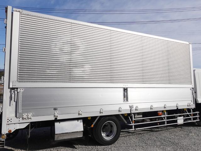 フォワード ２４９番　後輪エアサス　増トン　積載６．８ｔ　ワイド　アルミウイングアルミウィング　左電動格納ミラー　バックカメラ　集中ドアロック有り　ベット　車検証サイズ８８２×２５０高３５１　荷台内寸６３７×２３９高２３９（8枚目）