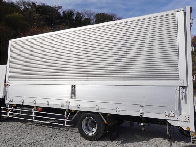 フォワード ２４９番　後輪エアサス　増トン　積載６．８ｔ　ワイド　アルミウイングアルミウィング　左電動格納ミラー　バックカメラ　集中ドアロック有り　ベット　車検証サイズ８８２×２５０高３５１　荷台内寸６３７×２３９高２３９（11枚目）