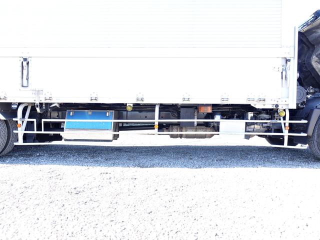 ヒノレンジャー ２５９番　後輪エアサス　増トン　積載６．４ｔ　格納パワーゲート１ｔ　ワイド　アルミウイングアルミウィング　左電動格納ミラー　バックカメラ　集中ドアロック有り　ベット　車検証サイズ９４８×２４９高３５９　荷台内寸７１９×２３９高２５３（18枚目）