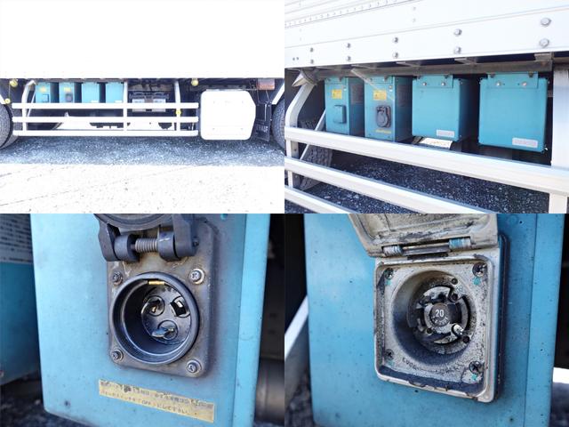 ギガ ４６１番　マニュアル７速　大型　積載１２．４ｔ　－３２度　低温　冷蔵冷凍　スタンバイ　２エバ　２デフ　左電動格納ミラー　集中ドアロック有り　後輪エアサス　ベット　車検証サイズ１１９７×２４９高３７９　荷台内寸９３６×２２７高２３９（21枚目）