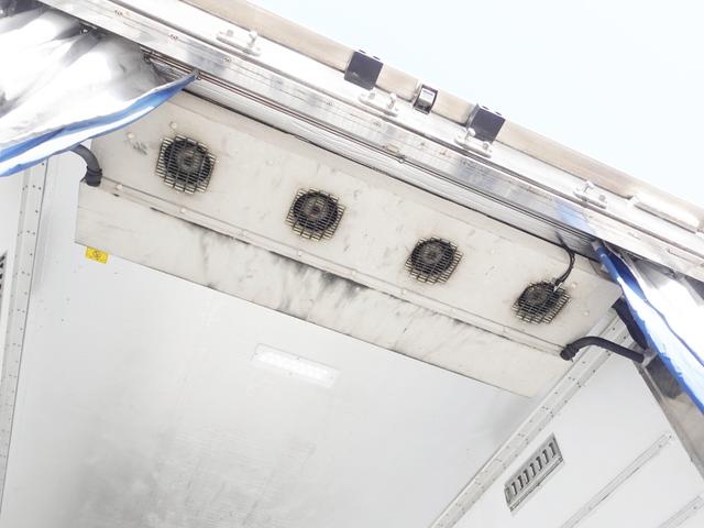 スーパーグレート 144番 積載13.1t アルミホイール 大型 -30度 低温 冷蔵冷凍 キーレス 左電動格納ミラー 左右電動角度調整ミラー バックカメラ 後輪エアサス ベット 2デフ 車検証サイズ1198×249高371 荷台内寸937×232高239(19枚目)