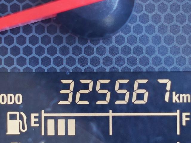 フォワード 134番 後輪エアサス 3人乗り 積載3t -30度 低温 冷蔵冷凍 脱着式簡易2室 2エバ キーレス 左電動格納ミラー 車検証サイズ812×230高317 荷台内寸583×209高204(26枚目)