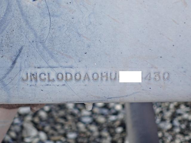 コンドル ５５７番　荷台床鉄板張り　増トン　積載７．３ｔ　ワイド　アルミウイングアルミウィング　ＥＴＣ　左電動格納ミラー　左右電動角度調整ミラー　バックカメラ　集中ドアロック有り　ベット　車検証サイズ８５５×２４９高３４５　荷台内寸６０９×２４０高２１９（16枚目）