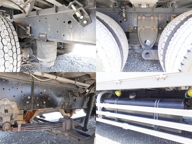 プロフィア １０１番　マニュアル７速　積載１３．２ｔ　アルミウイング　アルミウィング　大型　ＥＴＣ　左電動格納ミラー　左右電動角度調整ミラー　バックカメラ　集中ドアロック有り　後輪エアサス　ベット　車検証サイズ１１９８×２４９高３７８　荷台内寸９６７×２３９高２６３（20枚目）