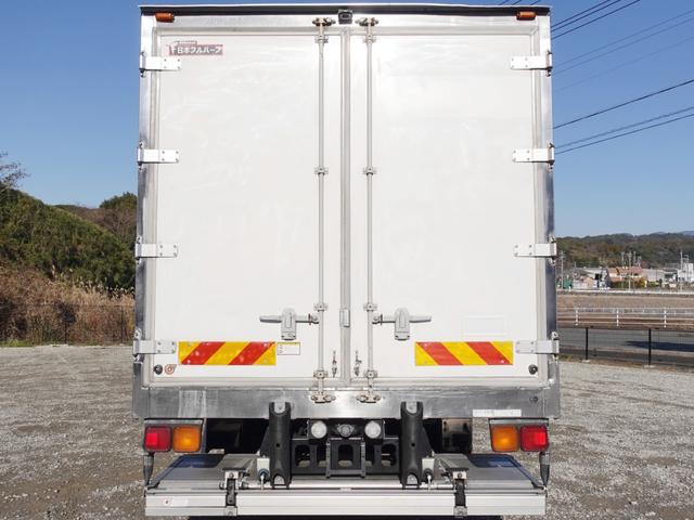 フォワード 271番 後輪エアサス 格納パワーゲート1t -32度 低温 冷蔵冷凍 ワイド 積載2450kg ETC キーレス 左電動格納ミラー バックカメラ ベット 車検証サイズ877×249高336 荷台内寸622×229高209(11枚目)