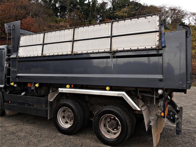 ヒノレンジャー 　３４３番　車検Ｒ８年３月満了　積載１０．８ｔ　総重量１９９７０ｋｇ　増トン　大型　ダンプ　ＥＴＣ　左電動格納ミラー　集中ドアロック有り　ベット　車検証サイズ７２３×２４６高３２０荷台内寸４８９×２１９（8枚目）