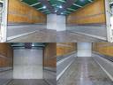 ６０番　増トン　ワイド　積載６．５ｔ　総重量１３５６０ｋｇ　燃料タンク２００Ｌ×２　ＥＴＣ　キーレス　左電動格納ミラー　バックカメラ　荷台床鉄板張り　ベット　アルミウイングアルミウィング　車検証サイズ９０６Ｘ２５０高３６０　荷台内寸６７１Ｘ２４２高２４８（9枚目）