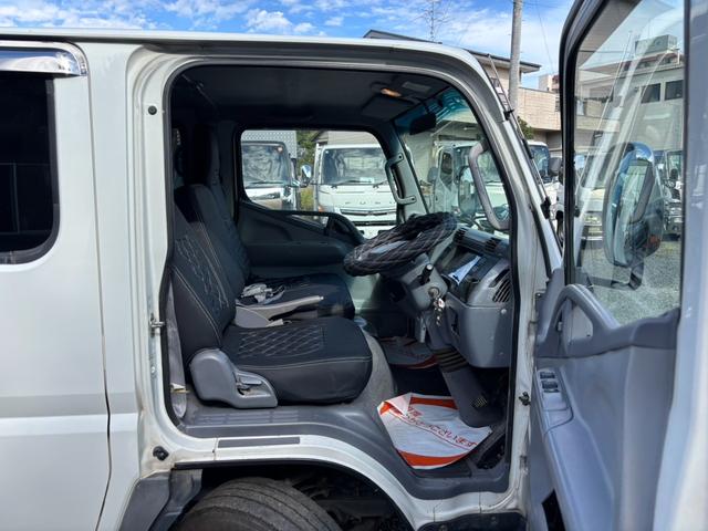 キャンター Wキャブ 積載量2t 荷台内寸211×161cm 自社カスタム メッキパーツ(24枚目)