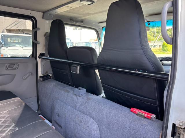 キャンター Wキャブ 積載量2t 荷台内寸211×161cm 自社カスタム メッキパーツ(40枚目)