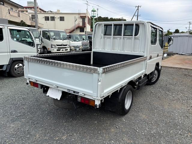 キャンター Wキャブ 低床 積載量1700kg 荷台内寸211×161cm 自社カスタム メッキパーツ 外装再塗装済み(26枚目)