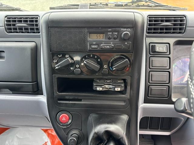 キャンター Wキャブ 低床 積載量1700kg 荷台内寸211×161cm 自社カスタム メッキパーツ 外装再塗装済み(33枚目)