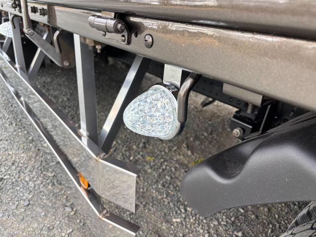 エルフトラック カスタム 3.0ディーゼルターボ ワイドロング 積載量3t 荷台内寸435cm×206cm 自社カスタム 荷台床板張替え済み(15枚目)
