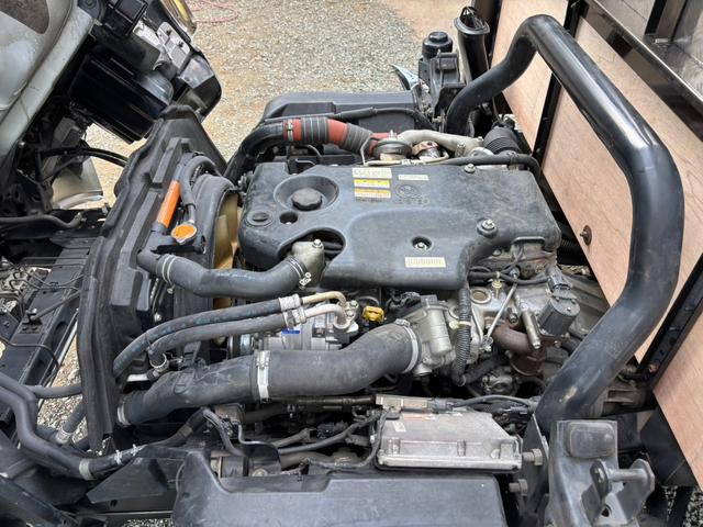 エルフトラック カスタム 3.0ディーゼルターボ ワイドロング 積載量3t 荷台内寸435cm×206cm 自社カスタム 荷台床板張替え済み(20枚目)