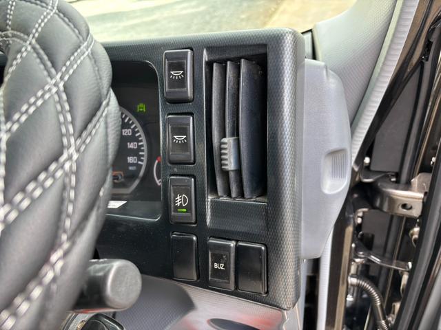 エルフトラック カスタム 3.0ディーゼルターボ ワイドロング 積載量3t 荷台内寸435cm×206cm 自社カスタム 荷台床板張替え済み(43枚目)