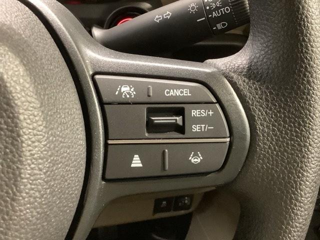 N-BOXジョイ ベースグレード HSENSING 2ト-ン 新車保証試乗車 踏み間違い防止装置 Bカメラ 横滑り防止機能 LEDランプ 点検記録簿 クルーズコントロール パワーウィンドウ 前席シートヒーター スマートキー キーレス(11枚目)