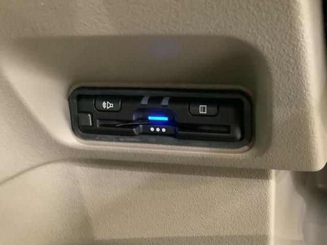 N-BOXジョイ ベースグレード HSENSING 2ト-ン 新車保証試乗車 踏み間違い防止装置 Bカメラ 横滑り防止機能 LEDランプ 点検記録簿 クルーズコントロール パワーウィンドウ 前席シートヒーター スマートキー キーレス(13枚目)