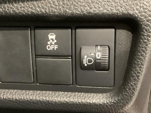 WR-V Zブラックスタイル HSENSING 新車保証 試乗車 ワンオ-ナ- Rカメラ LEDヘッドランプ フルセグTV 盗難防止システム 衝突被害軽減システム スマートキー USB(13枚目)