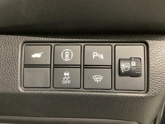 ヴェゼル ｅ：ＨＥＶＰＬａＹ　ＨＳＥＮＳＩＮＧ　２ト－ン　サンル－フ　最長５年保証　純正ナビ　ＴＶ　Ｒカメラ　ＢＴオ－ディオ　ドラレコＥＴＣ　ＬＥＤライト　ＶＳＡ　シ－トヒ－タ－　クルコン　アルミ　スマ－トキ－　スペアキ－ＡＡＣ（13枚目）