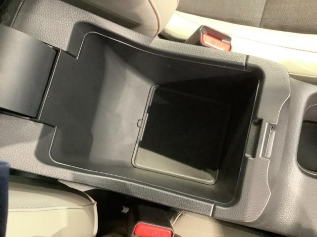 ヴェゼル ｅ：ＨＥＶＰＬａＹ　ＨＳＥＮＳＩＮＧ　２ト－ン　サンル－フ　最長５年保証　純正ナビ　ＴＶ　Ｒカメラ　ＢＴオ－ディオ　ドラレコＥＴＣ　ＬＥＤライト　ＶＳＡ　シ－トヒ－タ－　クルコン　アルミ　スマ－トキ－　スペアキ－ＡＡＣ（29枚目）