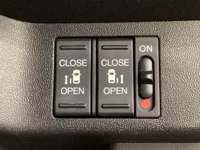 ステップワゴンスパーダ スパーダホンダセンシング 1年保証 ワンオ-ナ- ナビVXM-175VFNi TV Rカメラ CD録音 DVD ETC LEDライト 両側電動ドア VSA クルコン アルミ スマ-トキ- スペアキ- 盗難防止装置 整備記録簿(14枚目)