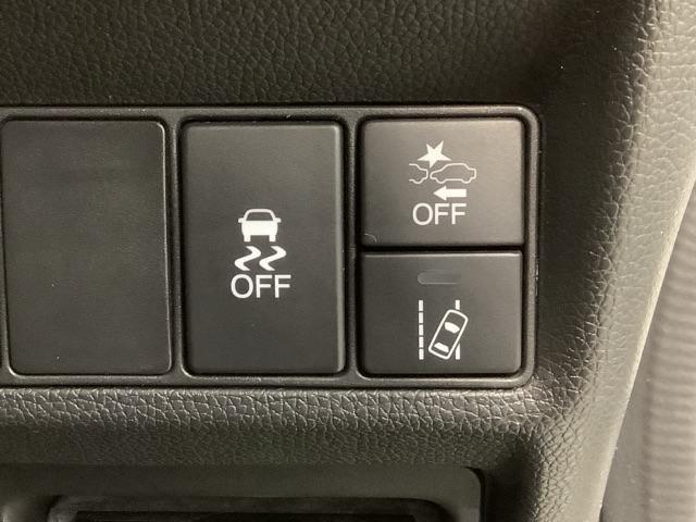 ステップワゴンスパーダ スパーダホンダセンシング 1年保証 ワンオ-ナ- ナビVXM-175VFNi TV Rカメラ CD録音 DVD ETC LEDライト 両側電動ドア VSA クルコン アルミ スマ-トキ- スペアキ- 盗難防止装置 整備記録簿(15枚目)