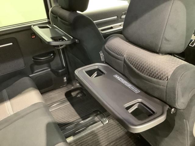 ステップワゴンスパーダ スパーダホンダセンシング 1年保証 ワンオ-ナ- ナビVXM-175VFNi TV Rカメラ CD録音 DVD ETC LEDライト 両側電動ドア VSA クルコン アルミ スマ-トキ- スペアキ- 盗難防止装置 整備記録簿(32枚目)