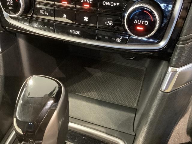 フォレスター アドバンス 最長5年保証 ワンオ-ナ- ナビTV Rカメラ 衝突軽減B ETC LEDライト 横滑り防止 シ-トヒ-タ- クルコン アルミ スマ-トキ- スペアキー 盗難防止装置 整備記録簿 ドアバイザ- AAC(25枚目)