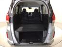 リアシートを倒すと、ラゲッジスペースを広くお使いいただけます！