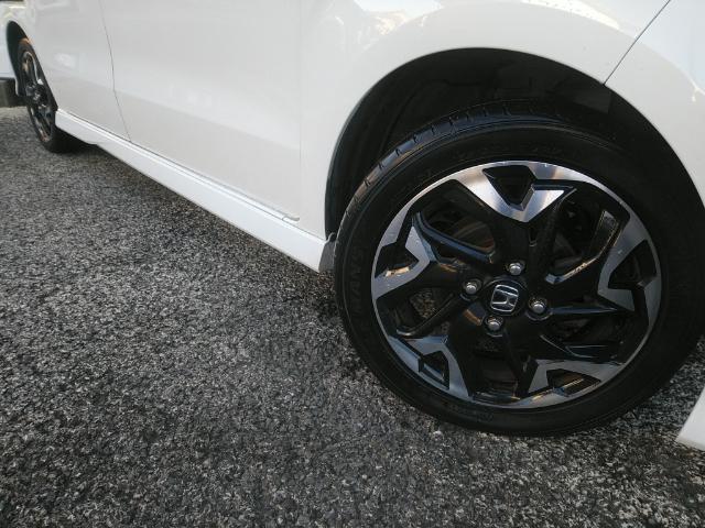 N-BOXカスタム G・Lターボホンダセンシング 両側電動スライド/禁煙/黒半革シート/ナビTV/Bluetooth/LED/バックカメラ/ドライブレコーダー/ETC/衝突軽減ブレーキ/スマートキー/プッシュスタート/(16枚目)