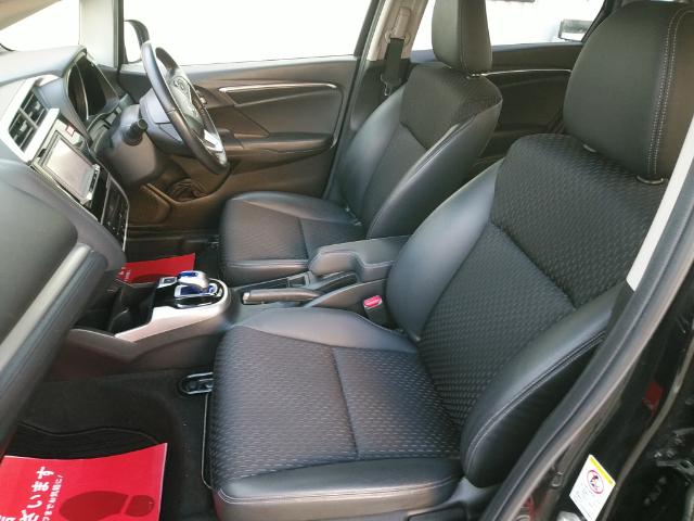 フィットハイブリッド Lパッケージ 黒半革シート/禁煙/ナビTV/Bluetooth/LED/バックカメラ/ドライブレコーダー/ETC/衝突軽減ブレーキ/クルーズコントロール/オートライト/(9枚目)