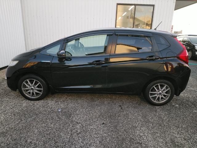 フィットハイブリッド Lパッケージ 黒半革シート/禁煙/ナビTV/Bluetooth/LED/バックカメラ/ドライブレコーダー/ETC/衝突軽減ブレーキ/クルーズコントロール/オートライト/(22枚目)