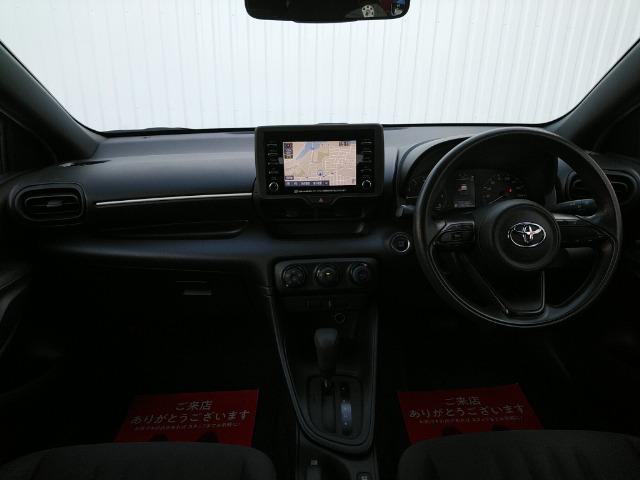 ヤリス X /ナビ/Bluetooth/バックカメラ/ETC/衝突軽減ブレーキ/スマートキー/イモビライザー/オートマチックハイビーム/(8枚目)