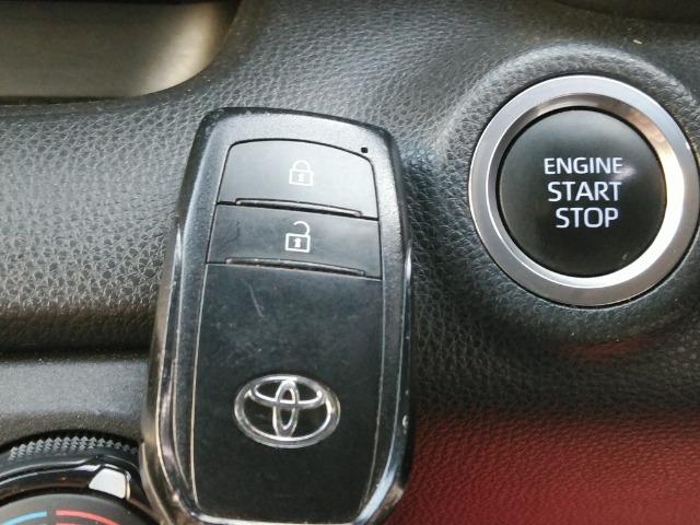 ヤリス X /ナビ/Bluetooth/バックカメラ/ETC/衝突軽減ブレーキ/スマートキー/イモビライザー/オートマチックハイビーム/(12枚目)