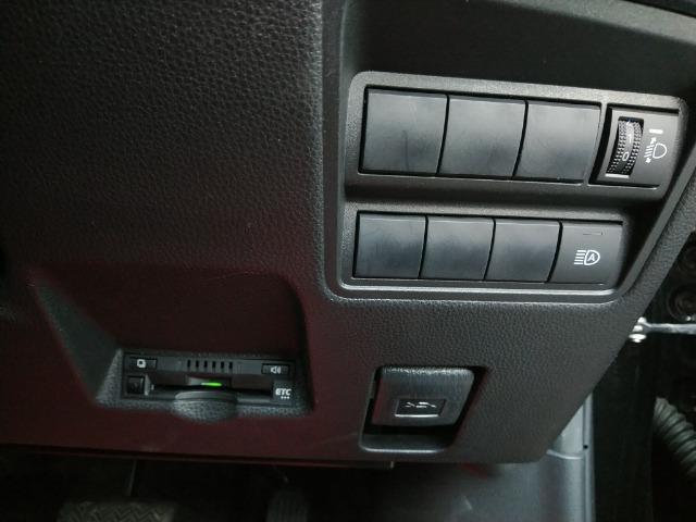 ヤリス Ｘ　／ディスプレイオーディオ／Ｂｌｕｅｔｏｏｔｈ／バックカメラ／ＥＴＣ／衝突軽減ブレーキ／イモビライザー／オートマチックハイビーム（20枚目）