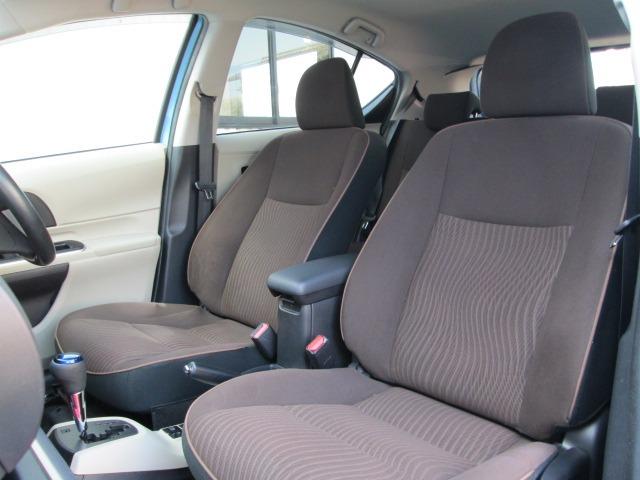 アクア G スマートキー/禁煙/ナビTV/Bluetooth/ETC/前席シートヒータ/オートライト/プッシュスタート/ウインカーミラー/プライバシーガラス(9枚目)