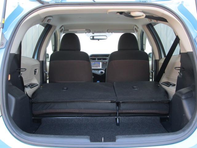 アクア G スマートキー/禁煙/ナビTV/Bluetooth/ETC/前席シートヒータ/オートライト/プッシュスタート/ウインカーミラー/プライバシーガラス(14枚目)