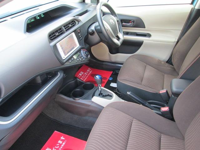 アクア G スマートキー/禁煙/ナビTV/Bluetooth/ETC/前席シートヒータ/オートライト/プッシュスタート/ウインカーミラー/プライバシーガラス(20枚目)