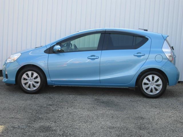 アクア G スマートキー/禁煙/ナビTV/Bluetooth/ETC/前席シートヒータ/オートライト/プッシュスタート/ウインカーミラー/プライバシーガラス(22枚目)