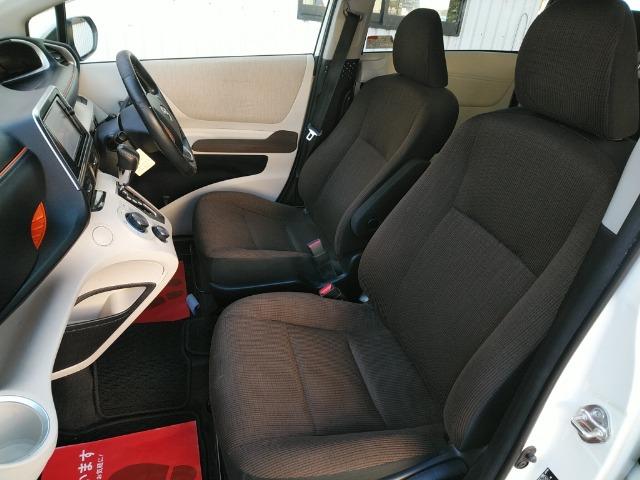 シエンタ ハイブリッドG 両側電動スライド/フリップモニタ/禁煙/ナビTV/Bluetooth/バックカメラ/ドライブレコーダー/ETC/衝突軽減ブレーキ/オートハイビーム/(9枚目)